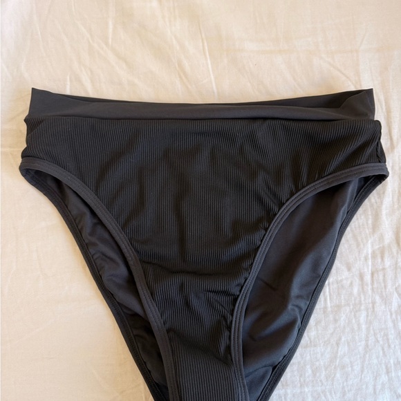 L*Space Black Bikini Bottom - Picture 4 of 7